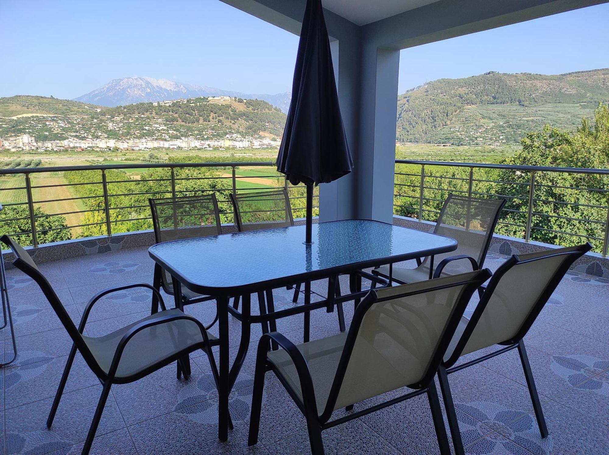 Amla'S Villa Μπεράτ Εξωτερικό φωτογραφία
